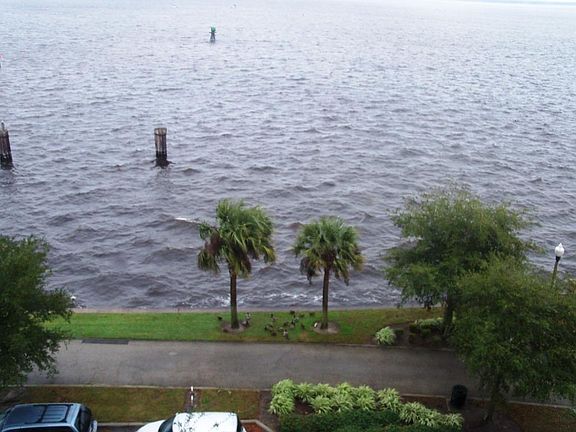 4th image of 225 W Seminole 503 Blvd