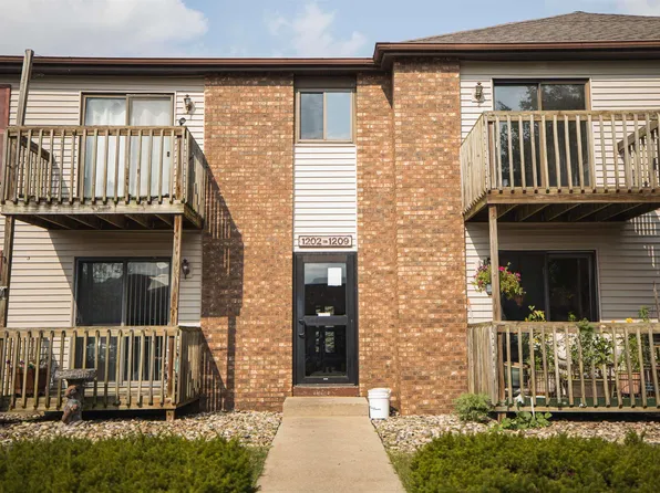 1206 Clarinet Blvd E, Elkhart, IN 46516