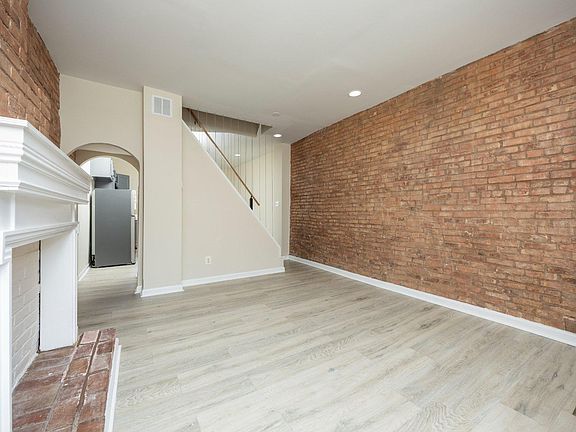 3rd image of 3920 Mount Pleasant Ave