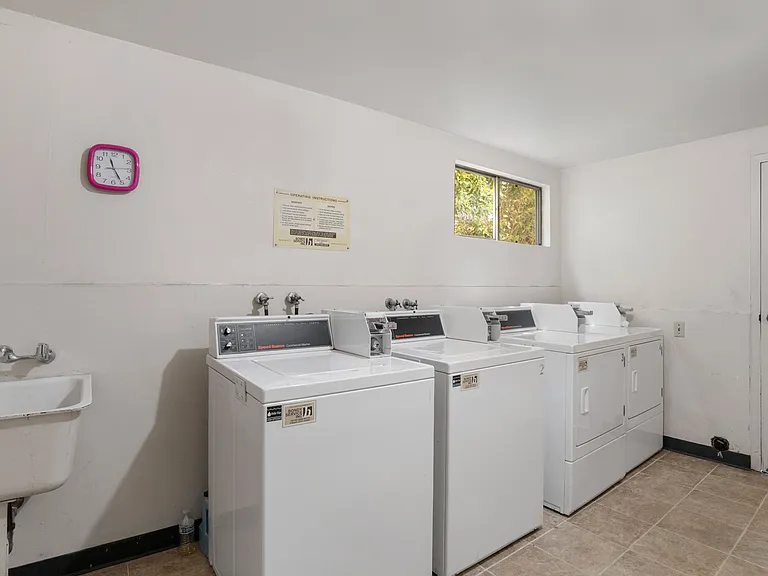 5934 Buffalo Ave #201 — Photo 4