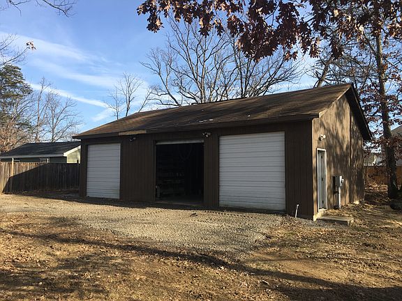 5th image of 107 Grove Ct