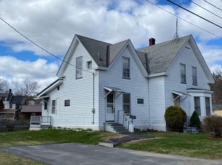 53 Water St, Dexter, ME 04930