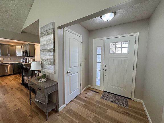 3rd image of 3607 W 7th St