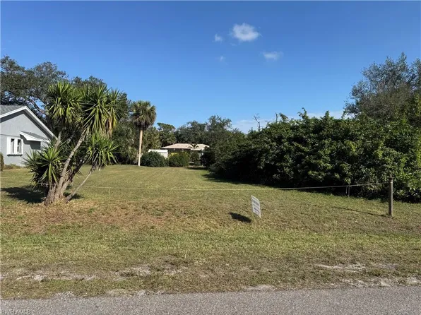 2120 Bendway DR, PORT CHARLOTTE, FL 33948