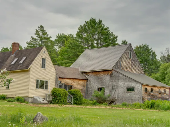 72 Dutch Gap Road, Chesterville, ME 04938