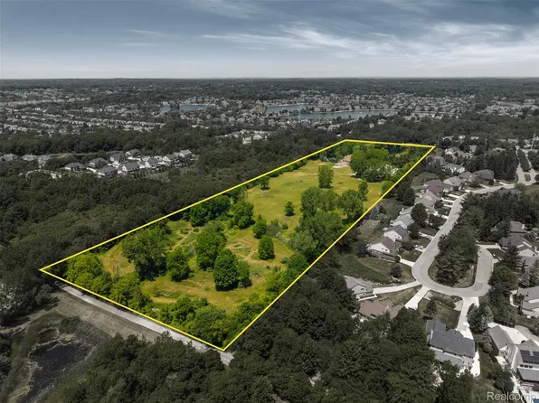 47915 Six Mile Rd, Northville, MI 48168