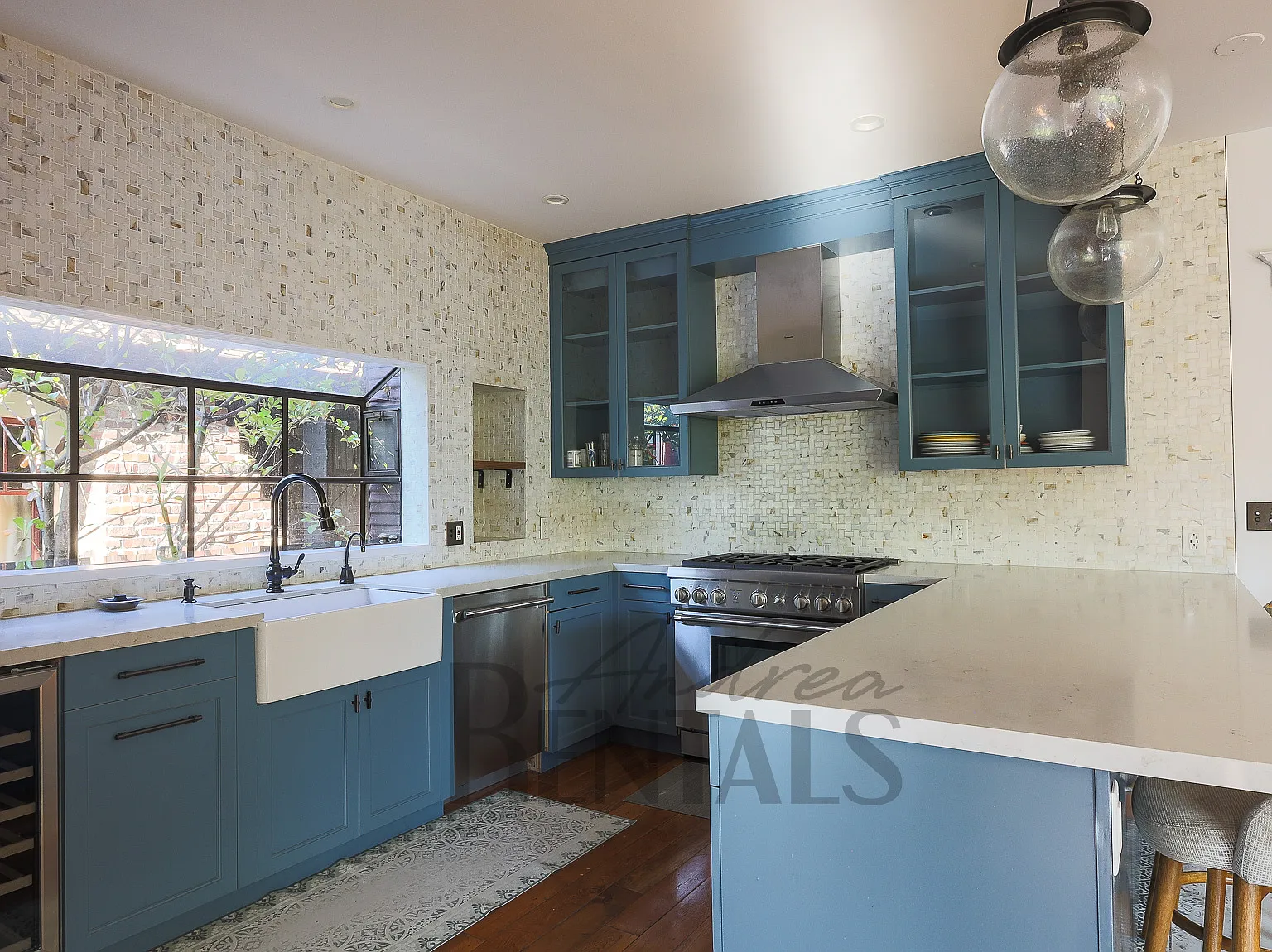 3 bed, 2.5 bath, 1874 sqft, $8,500 — Photo 4
