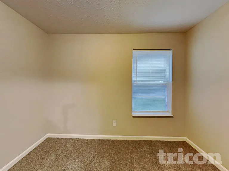 1263 Brookdale Ct — Photo 8
