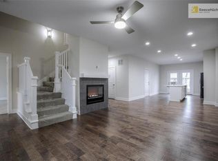 7328 W 158th St #241, Overland Park, KS 66223