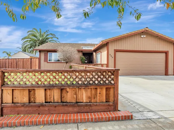 200 Carnoble Dr, Hollister, CA 95023