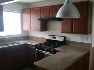 2828 S Denison Ave, San Pedro, CA 90731