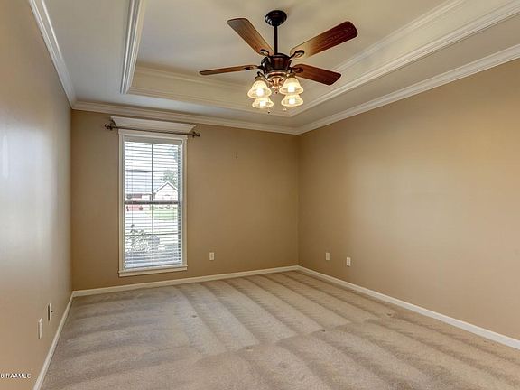 4th image of 202 Harvest Pointe Cir