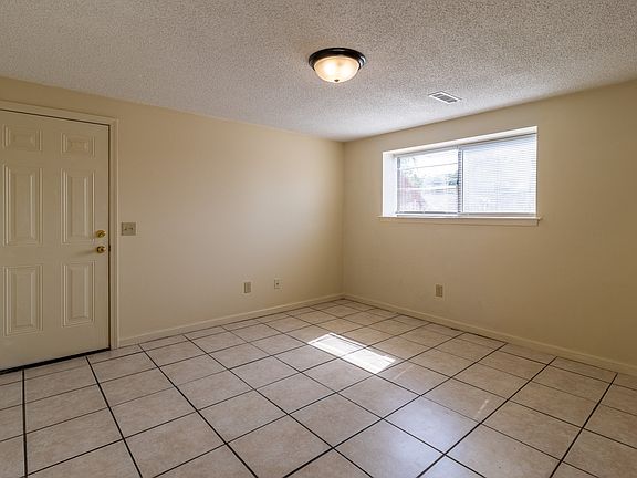 Living Room Area Facing Front Door
