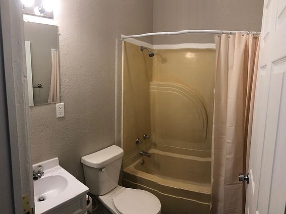 5th image of 1307 Penn St