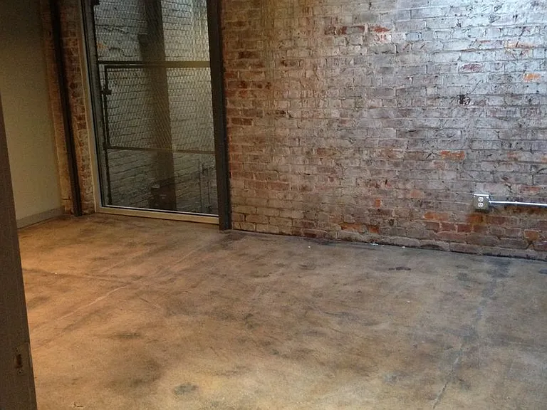 River Lofts West — Photo 44