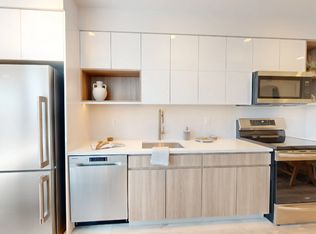 77 Commercial St #9I, Brooklyn, NY 11222
