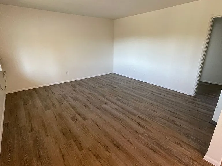 7629 Normal Ave #7633 — Photo 2