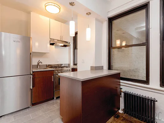 Sold by Bellmarc Realty | media 19