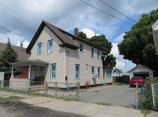 18 State St, Lawrence, MA 01843