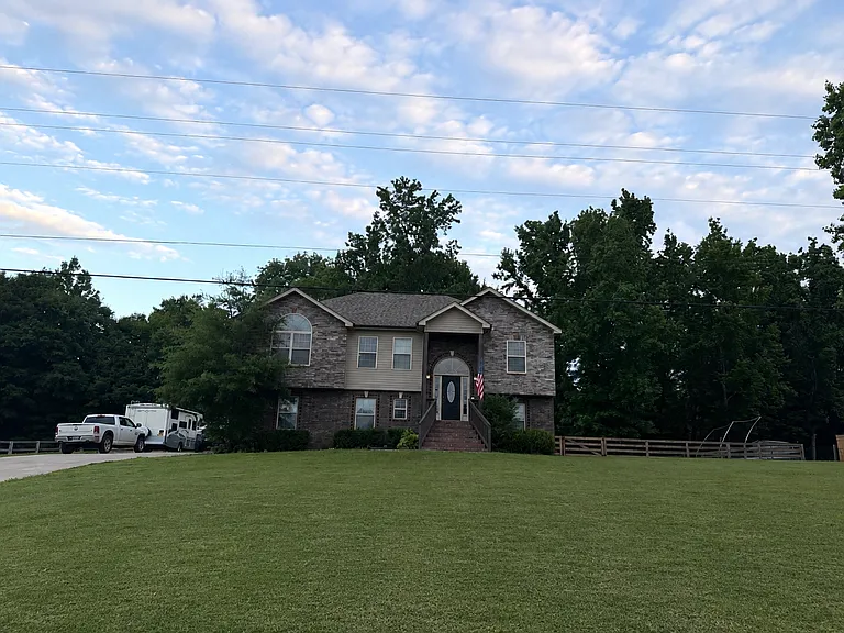 2152 Bend Rd — Photo 4