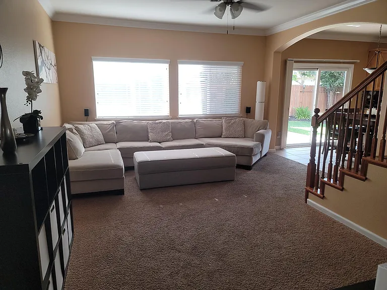 108 Eagles Roost Ct — Photo 2