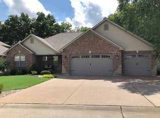 2208 Anniston Dr, Washington, MO 63090