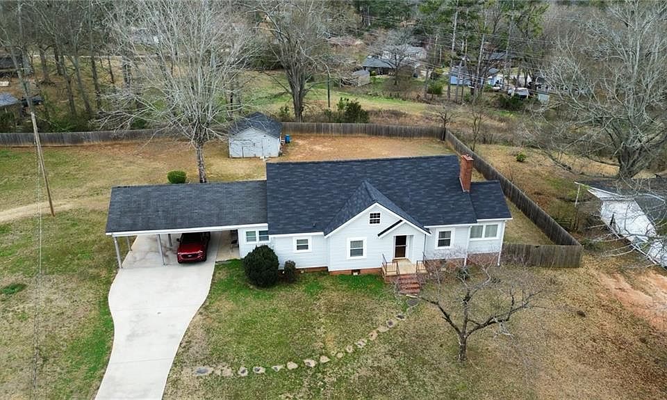 1st image of 165 Brookwood Ave