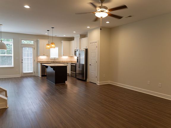 4th image of 116 Bluet Ln #6B