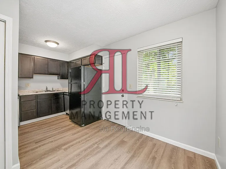 5532 Kenneylane Blvd — Photo 11