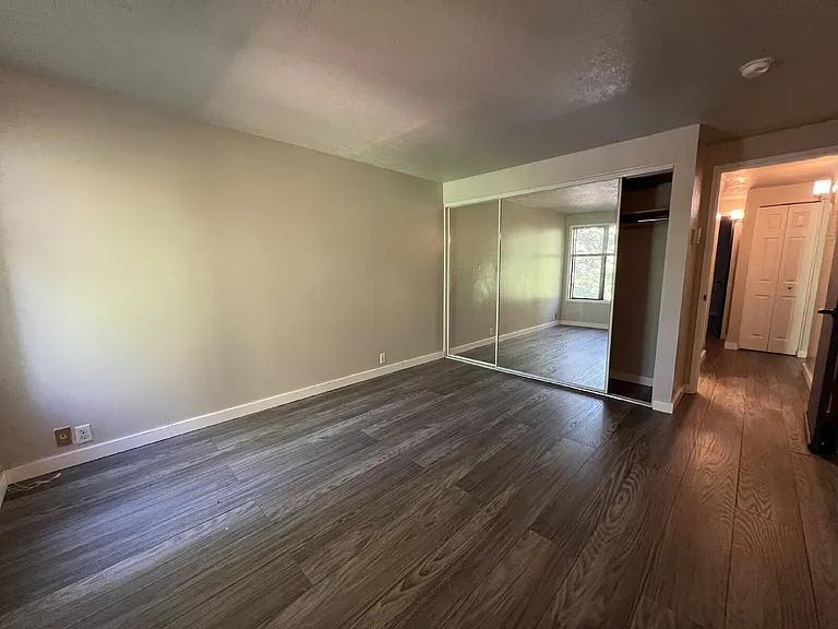 3845 Colony Oaks Dr — Photo 7