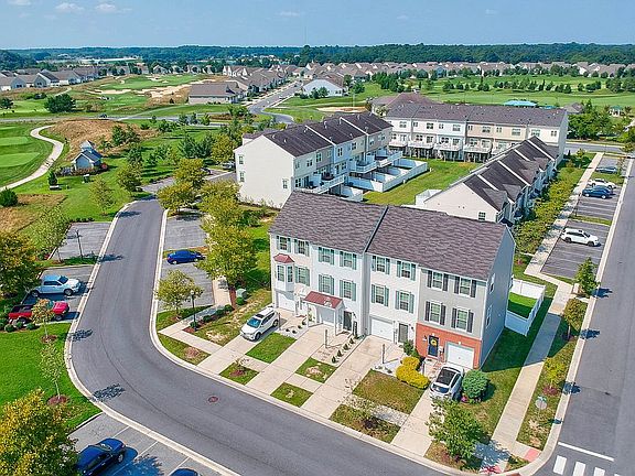 2nd image of 20757 Brunswick Ln