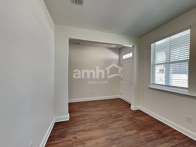 630 Rivermist Dr — Photo 8