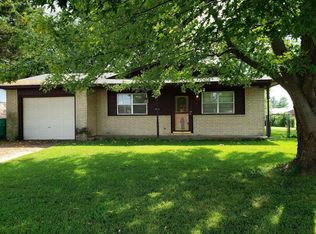 1915 Theodore Dr, Springdale, AR 72762