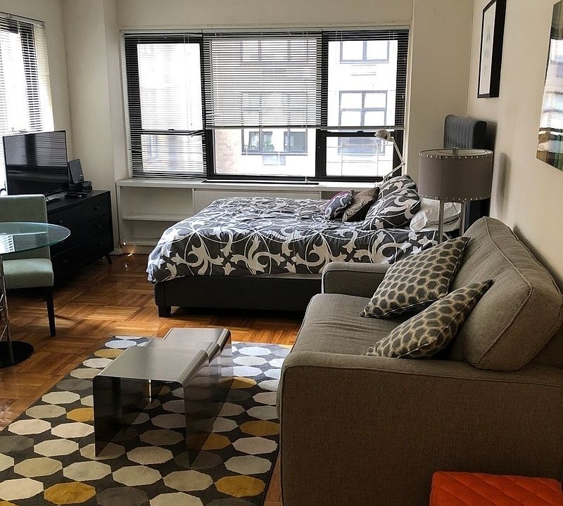 1st image of 210 E 47th St APT 5A