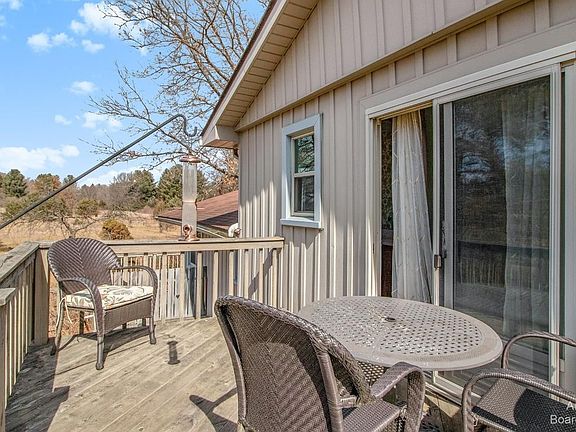 3rd image of 11131 Boyce Dr