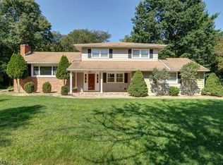 19 Samuel Dr, Flemington, NJ 08822