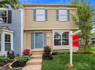 539 Clove Ter NE, Leesburg, VA 20176