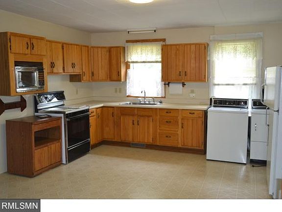 3rd image of 309 Mill Ave NE