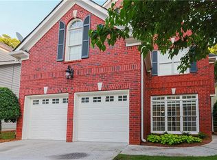 996 Pitts Rd, Sandy Springs, GA 30350