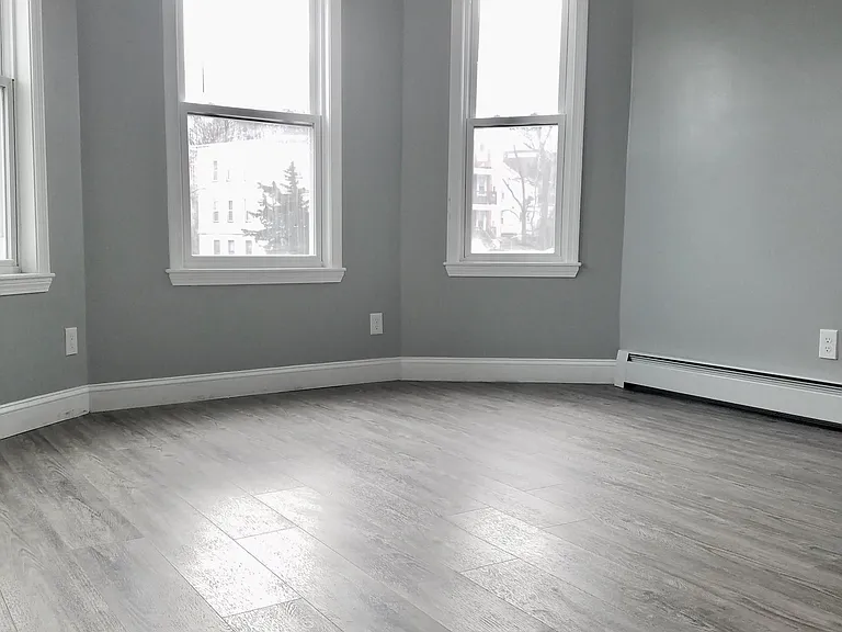 424 Bowdoin St #2-4 — Photo 4