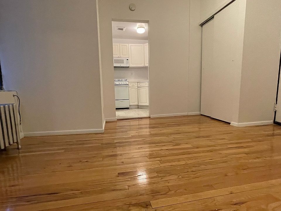 1st image of 226 East Dr #2-83