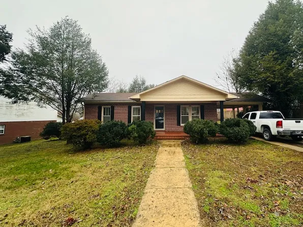 400 2nd Ave, Fayetteville, TN 37334