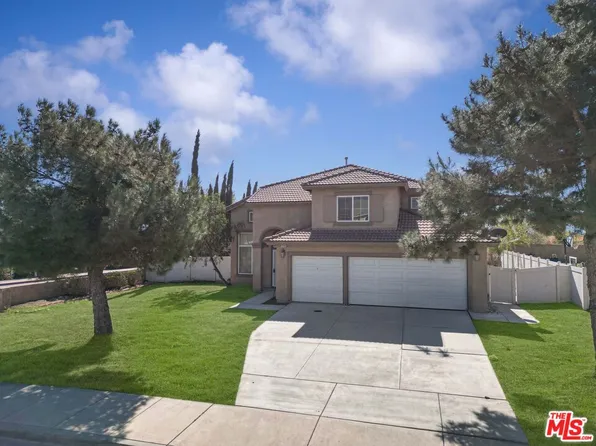 1713 W Evergreen St, Rialto, CA 92377