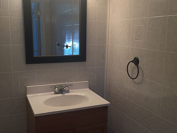 4th image of 40 Melvina St