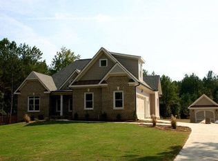 865 Spratlin Mill Dr, Hull, GA 30646