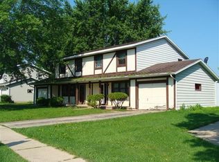 332-334 N Lexington Pkwy, Deforest, WI 53532