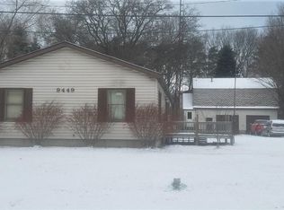 9449 Walsh Rd, Montague, MI 49437