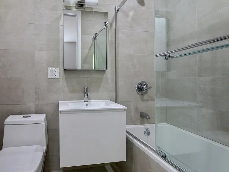 321 W 94th St #2C — Photo 8