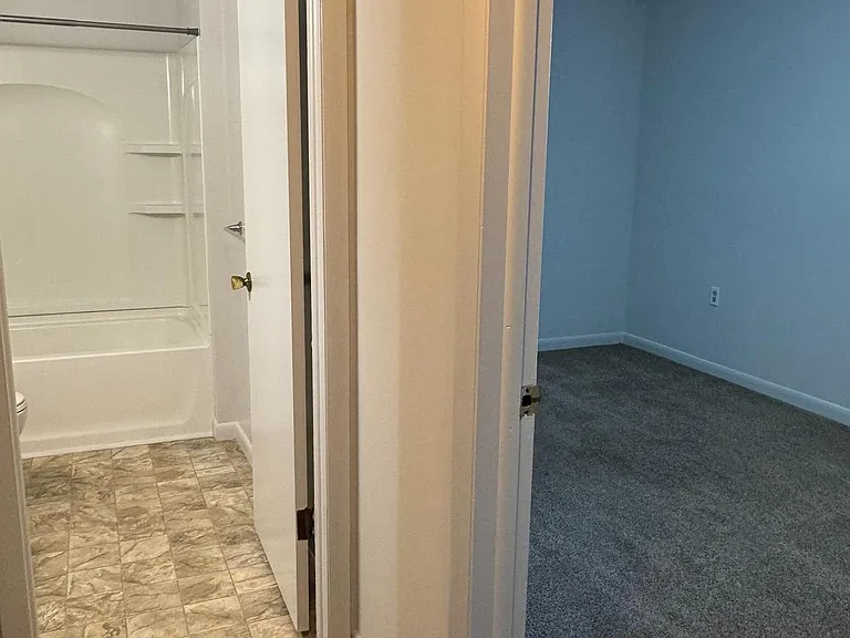 3876 Shadywood Dr #8 — Photo 9
