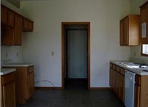 3rd image of 310 W Park St